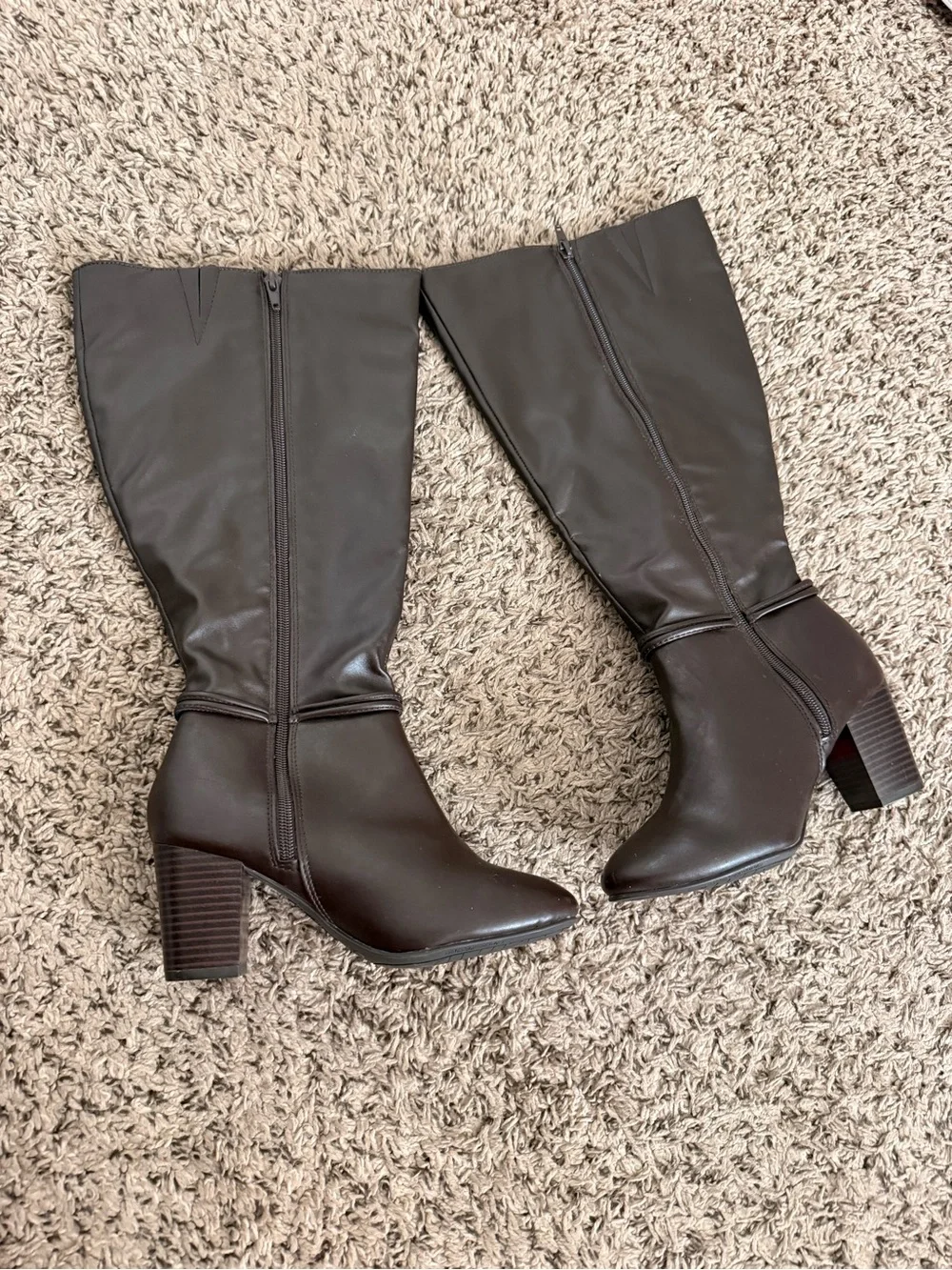 Brown boots